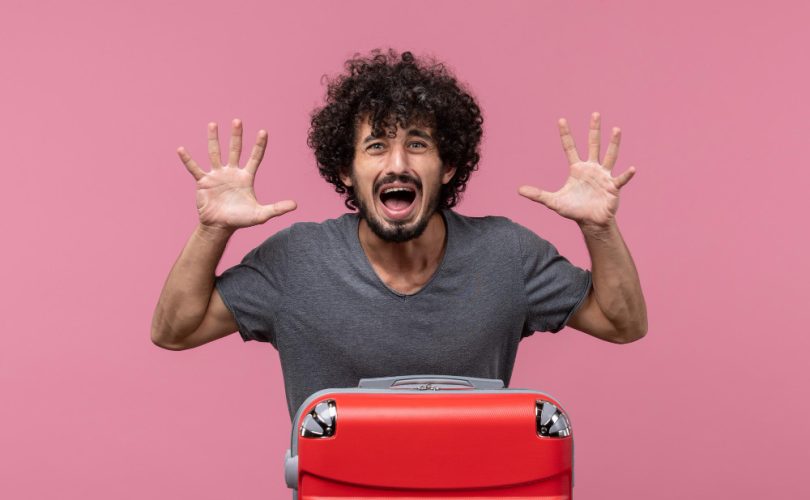 اكتئاب السفر أو “فوبيا الطيران”: كيف تستمتع بإجازتك بهدوء؟