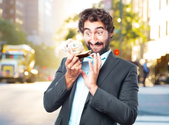 تأثير الرفاهية المادية على السعادة الحقيقية